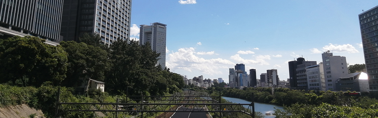 飯田橋駅から見た風景